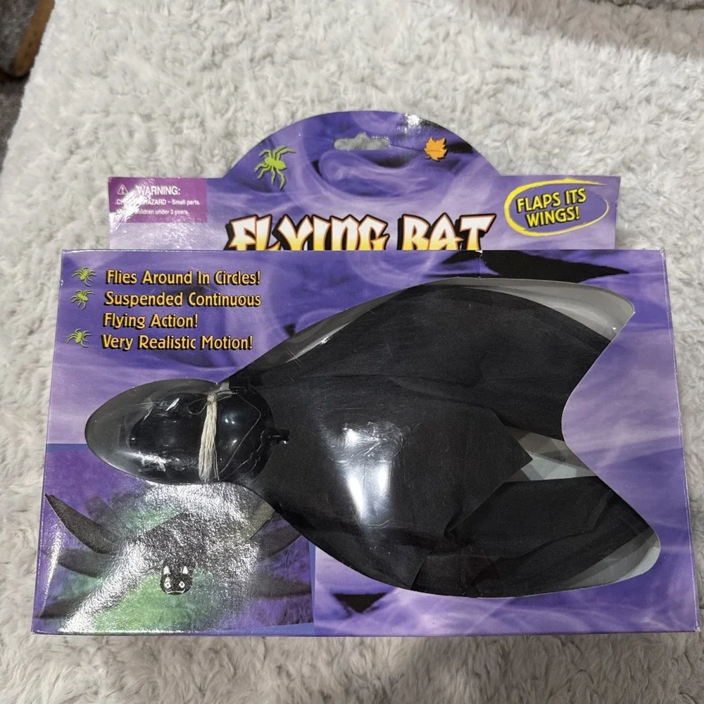 Vintage Hanging Flying Bat Flaps Halloween Animated Prop Decor Decoration 2002